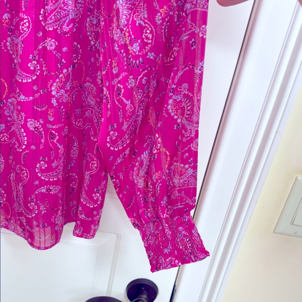 Vibrant Pink Paisley Blouse - Picture 11 of 13